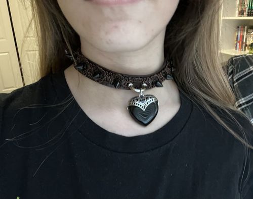 Customer photo review of Woodland Fae Obsidian Choker