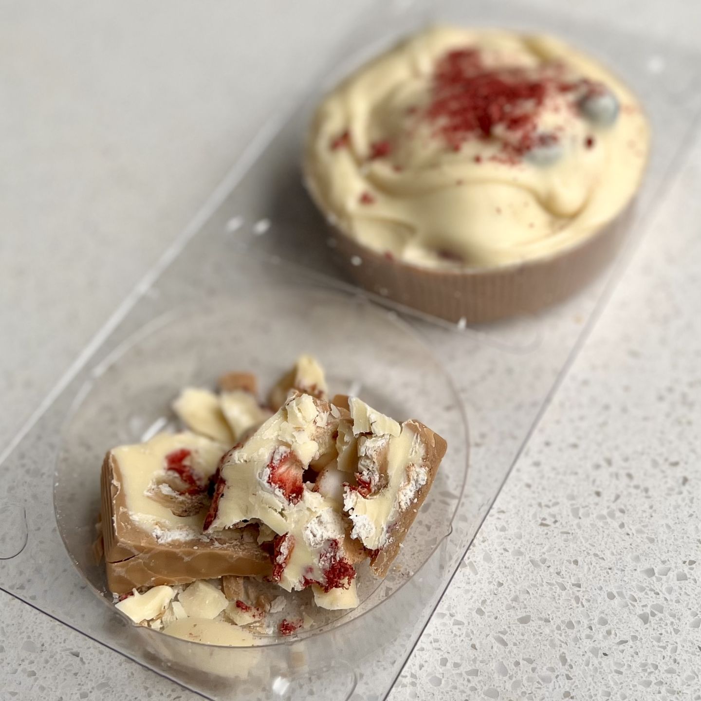 Customer photo review of Caramel Chocolate Pavlova Pie
