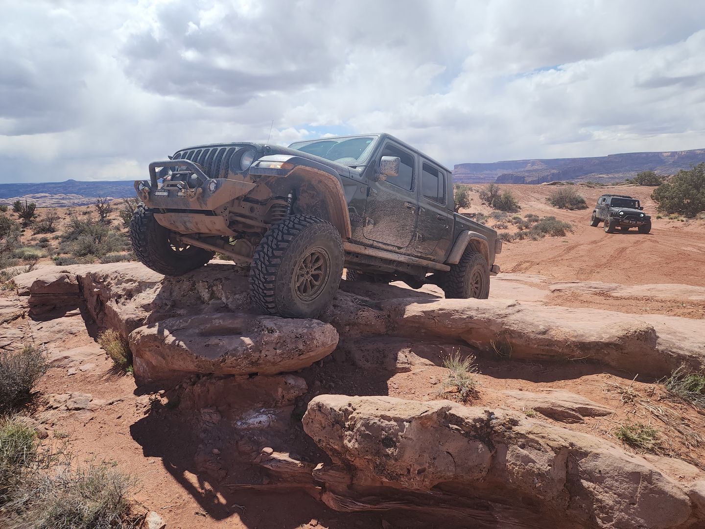 Customer photo review of OPENROAD 13,000 lbs Winch with Synthetic Rope - Panther Series 2s