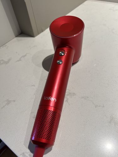 Customer photo review of Swift High Speed Hair Dryer