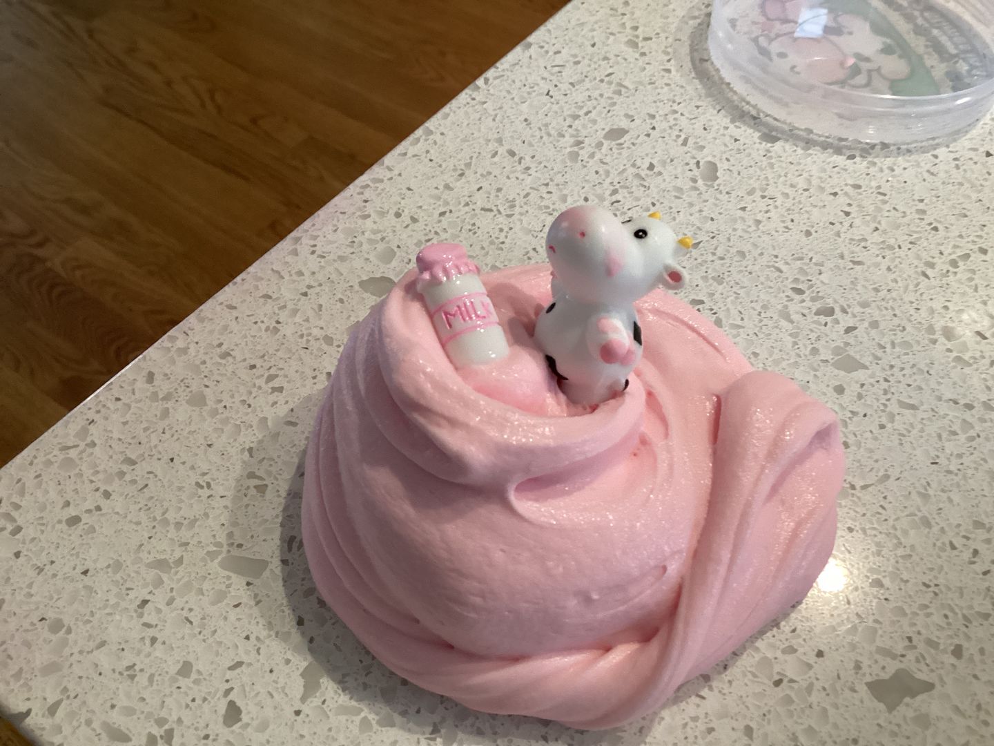Customer photo review of Straw-Dairy Cow 2 Slimes in 1