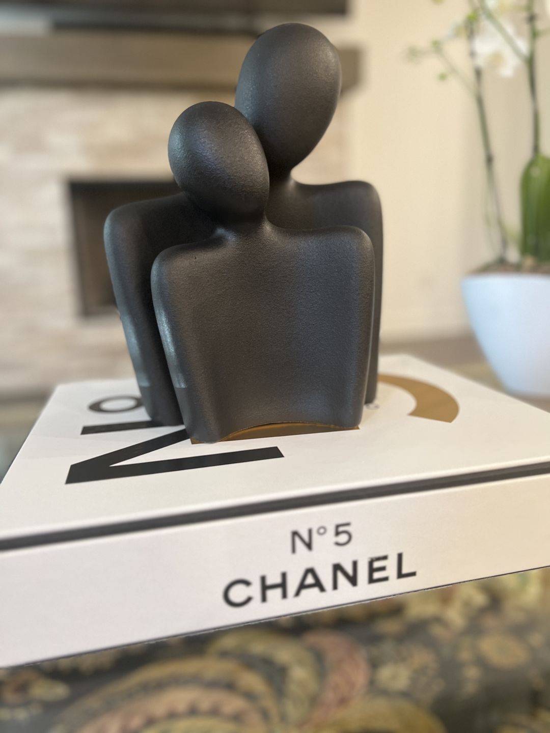 Customer photo review of Coppia Sculpture