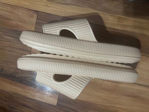 Customer photo review of Wellness Badeschlappen