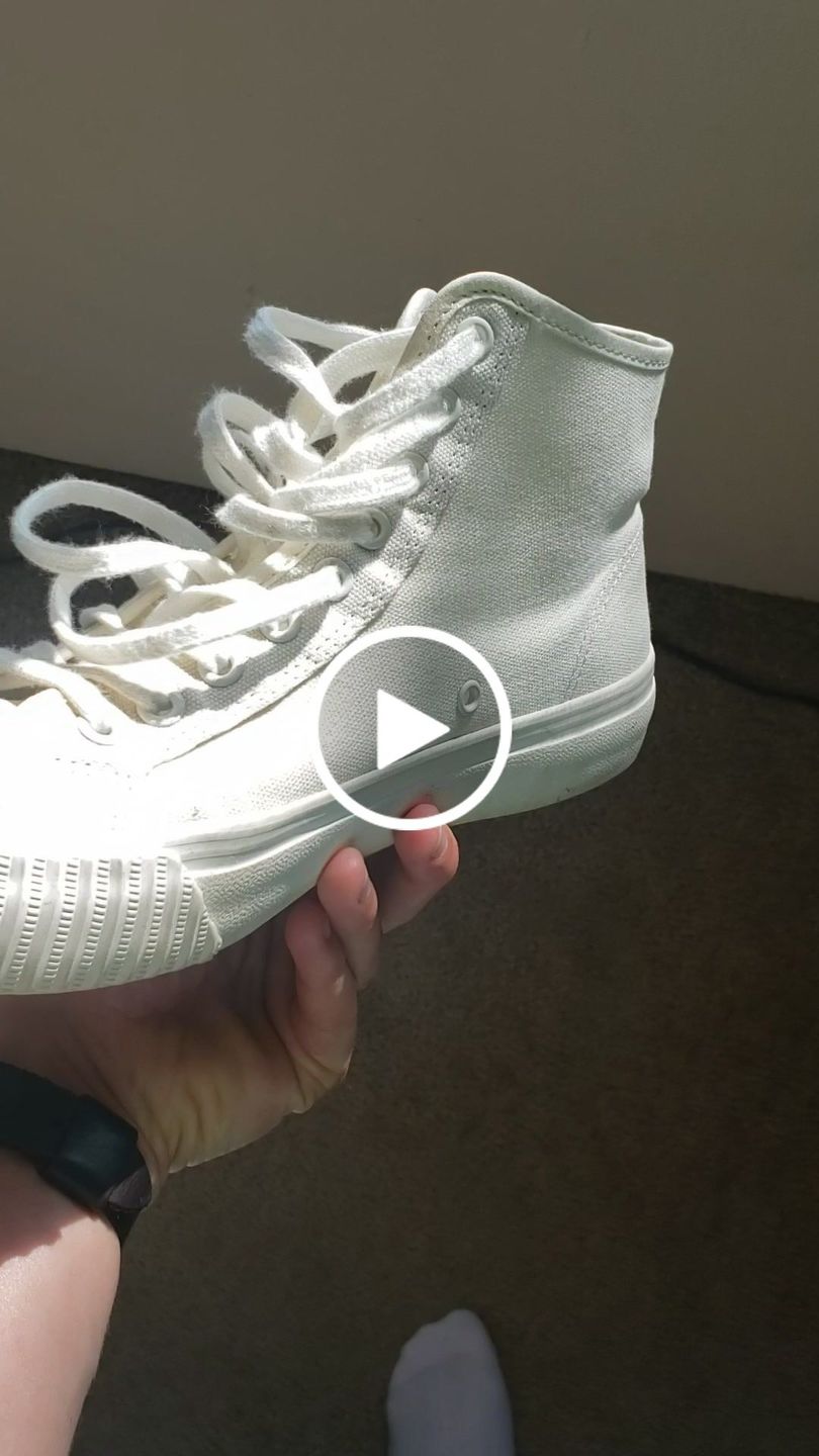 Customer video review of Sea Salt Center Hi Top | Unisex Canvas Sneaker