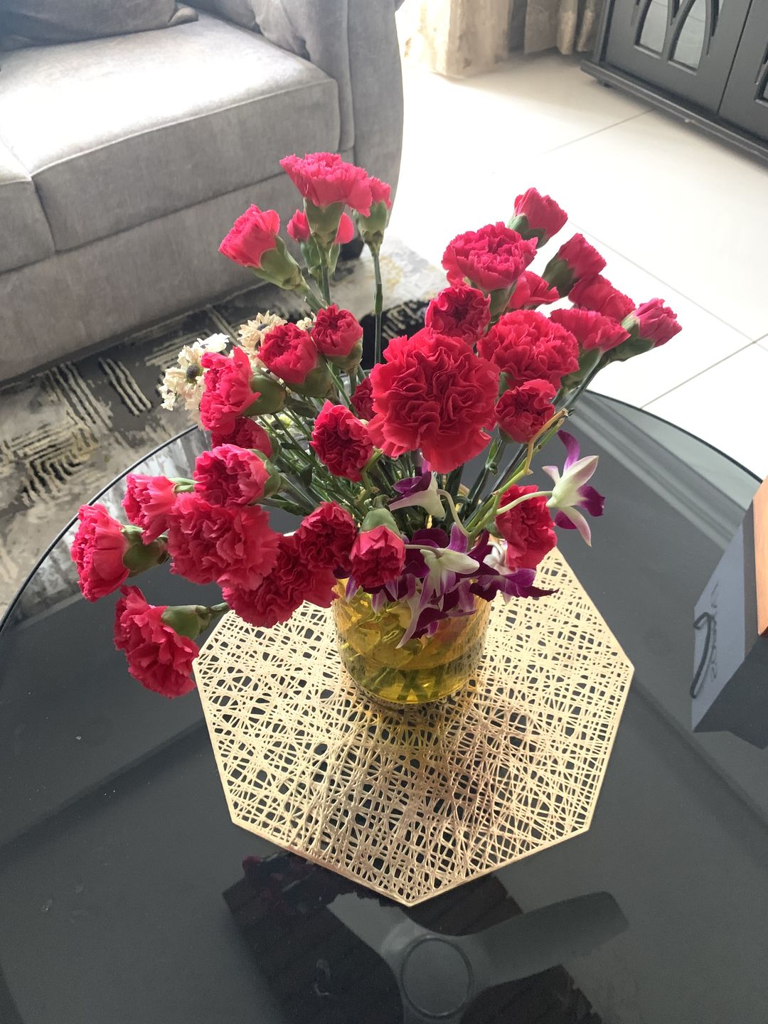 Customer photo review of Carnations