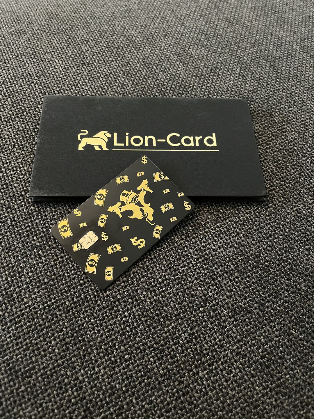 Customer photo review of Monopoly