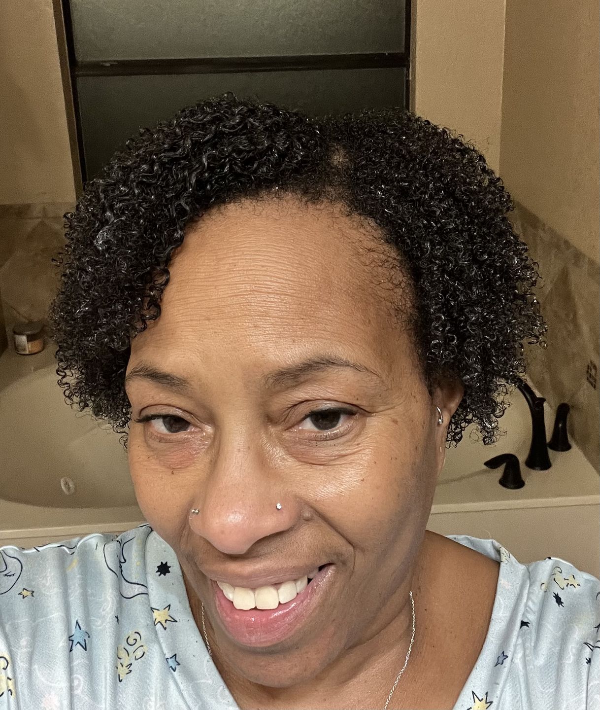 Customer photo review of Wash and Go Flaxseed Gel with Medium Hold for Curly Hair