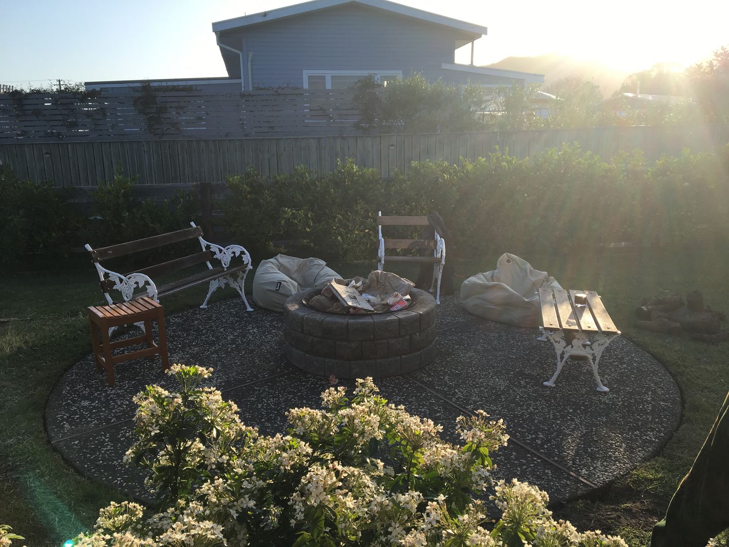 Customer photo review of Inferno Outdoor Carbon Steel Brazier Fire Pit Bowl 80cm
