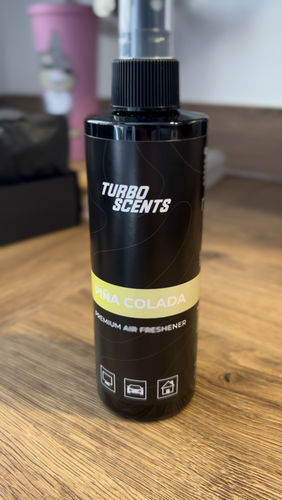 Customer photo review of PIÑA COLADA PREMIUM AIR FRESHENER