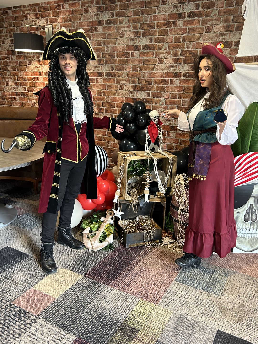 Customer photo review of Deluxe Pirate Buccaneer Beauty Costume