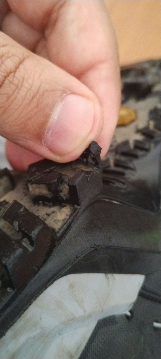 Customer photo review of Zapato Hombre Mtn Trainer Mid Gtx