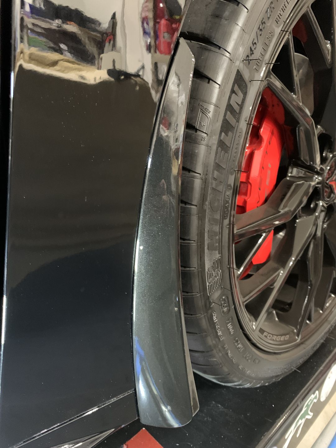 Customer photo review of Chevrolet Corvette C8 XL Extended Front & Rear Splash Guard