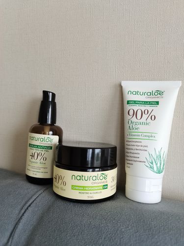 Customer photo review of Set Naturaloe Crema día 50ml + Serum Antiage 30ml + Gel de Piel 50ml