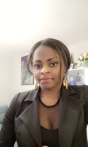 Customer photo review of Perruque V-Part Raide Brun Foncé