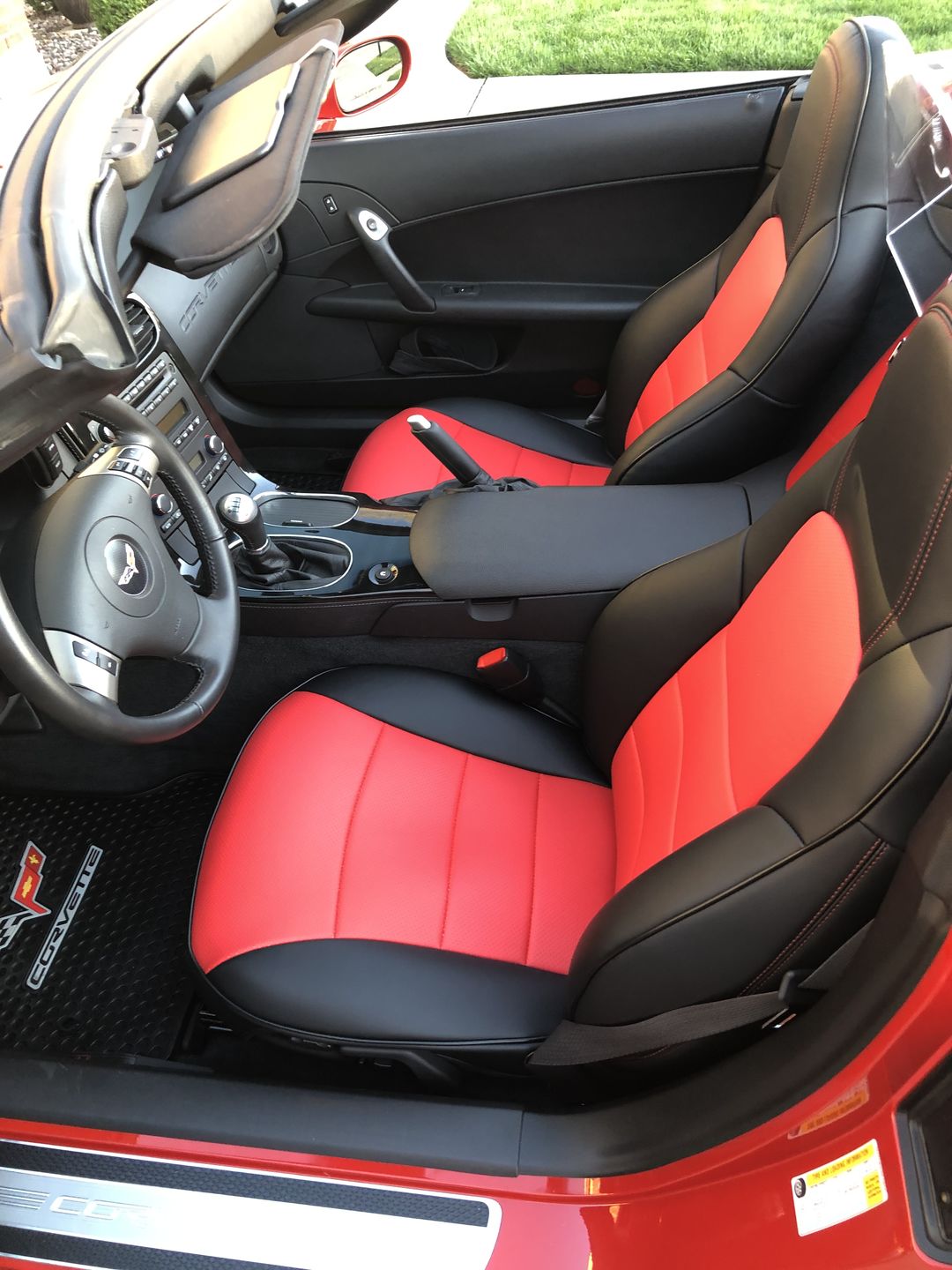 Customer photo review of 2005-13 Corvette C6 Custom Leather Seat Covers