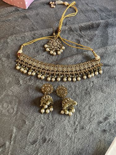 Customer photo review of Deeksha Polki Full Set With Tikka