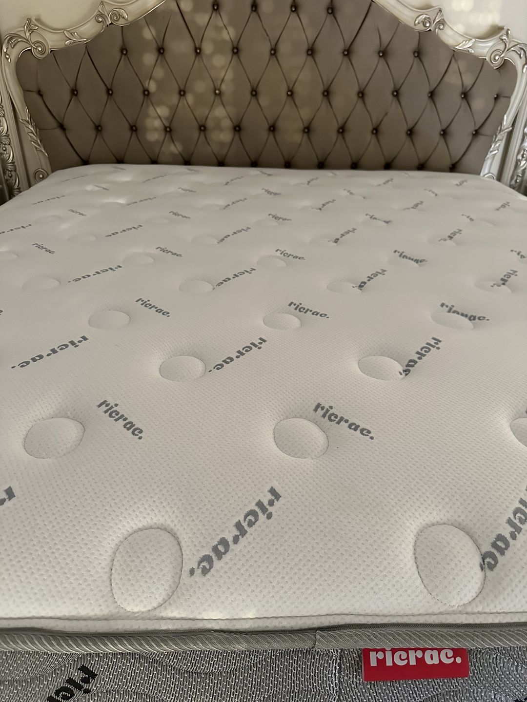 Customer photo review of Memory Foam Mattress with Double Pocket Spring System