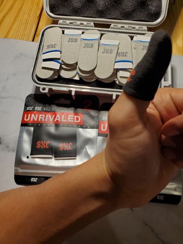 Customer photo review of "UNRIVALED 2.0" Finger Sleeves Ten Pack