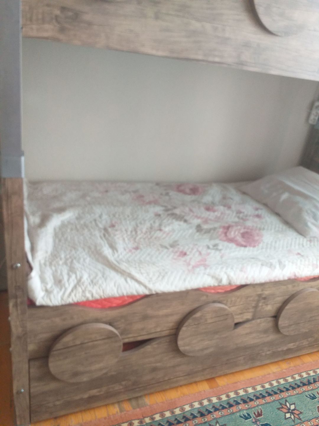 Customer photo review of Flora Economic