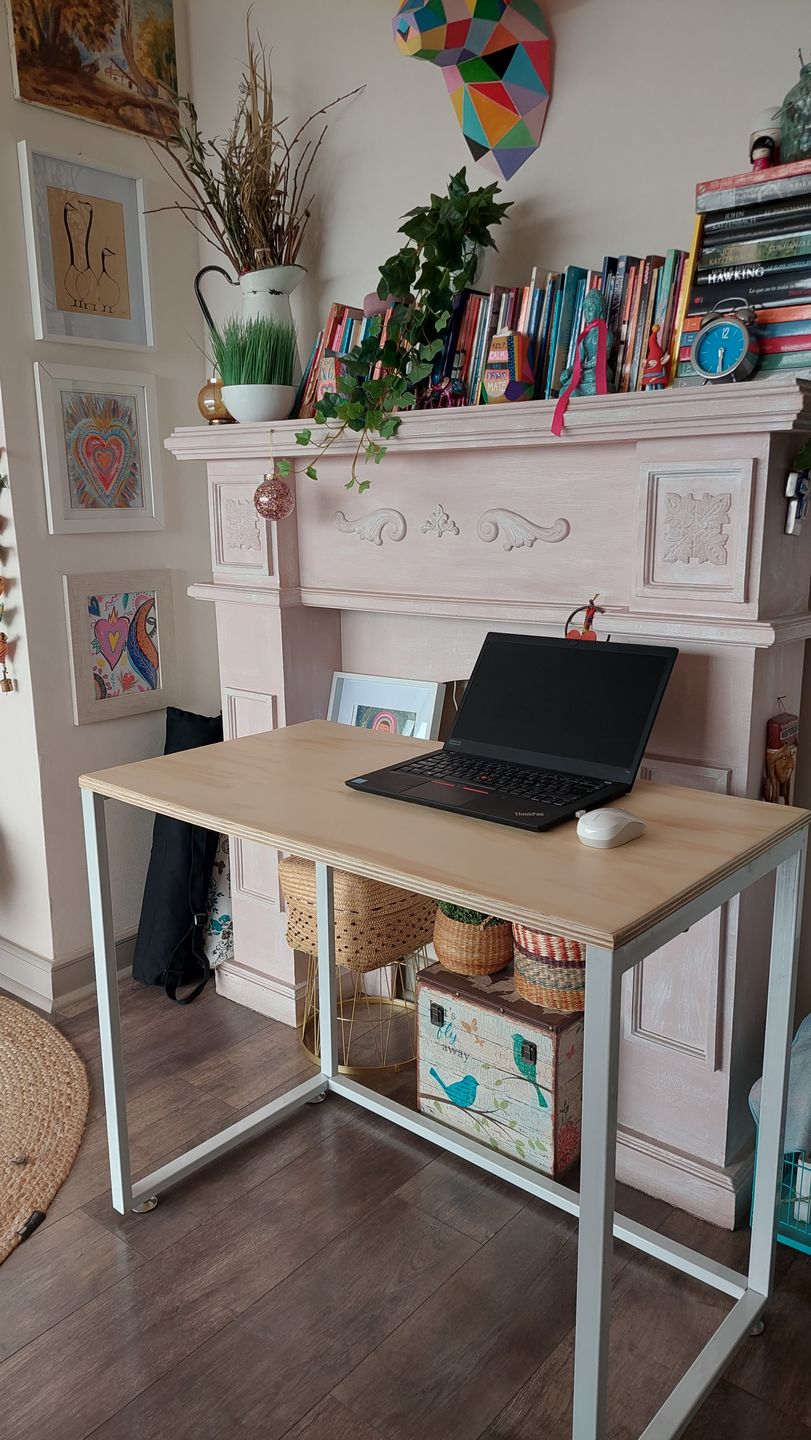 Customer photo review of Escritorio Kallfu Since 2020