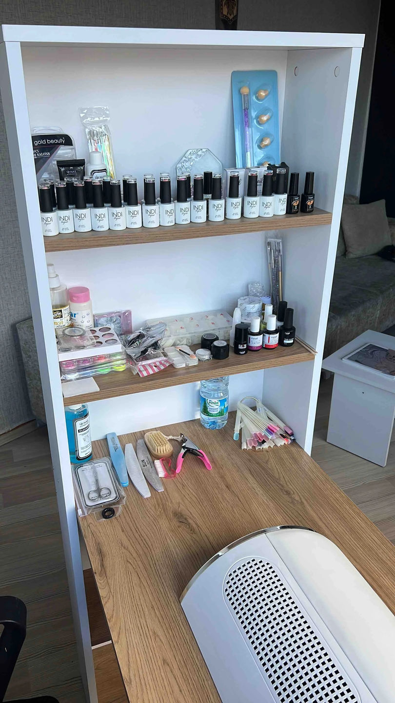 Customer photo review of Rani BJ113 Raflı Manikür Masası Makyaj Masası Sepet Ceviz - Beyaz