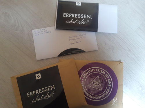 Customer photo review of DIE WERBEANSTALT GROSSE STICKER / AUFKLEBER • ERPRESSEN. WHAT ELSE? (10 STK.)