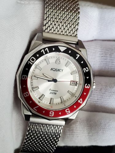 Customer photo review of Aquacy Hei Matau Oceanum Men's Automatic 200M Silver Dial Dive Watch ON.SL.BK.RD.MH
