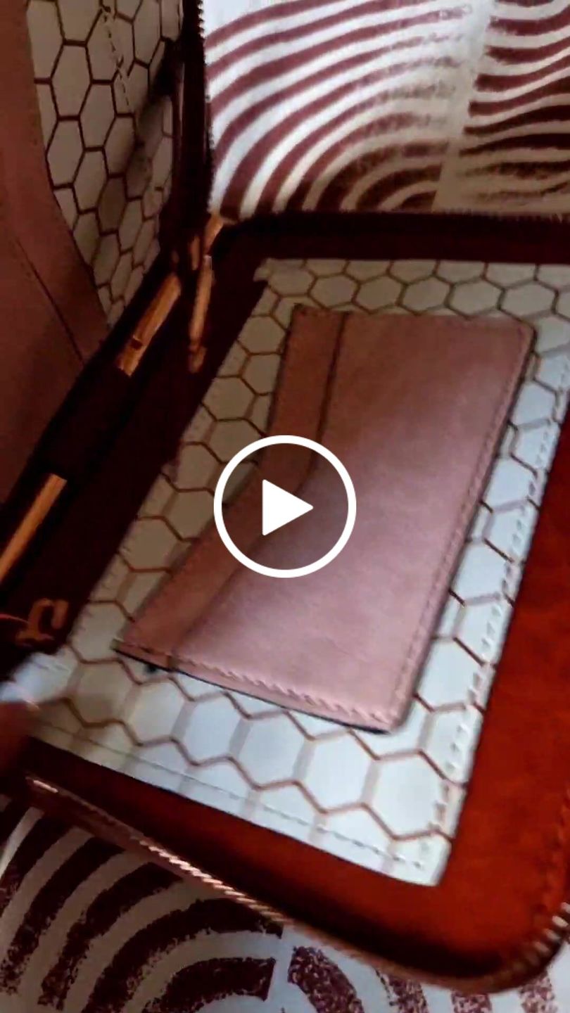 Customer video review of Gold Honeycomb - Travel Organiser