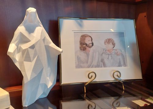 Customer photo review of The Christ Statue - Minimalistic