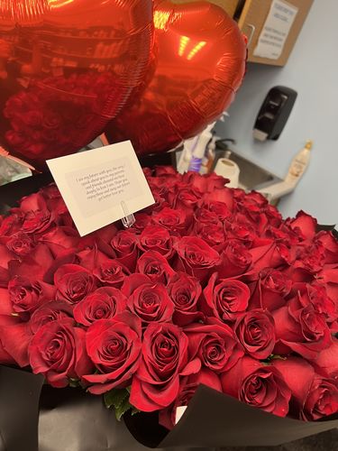 Customer photo review of Red Rose Bouquet