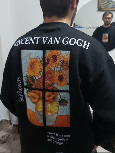 Customer photo review of Vincent Van Gogh Sweatshirt Siyah Sunflowers