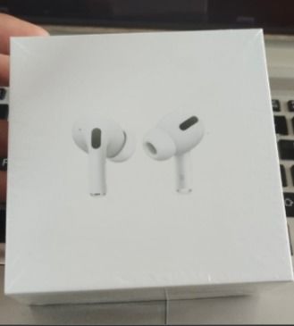 Customer photo review of AirPods Pro Titanium