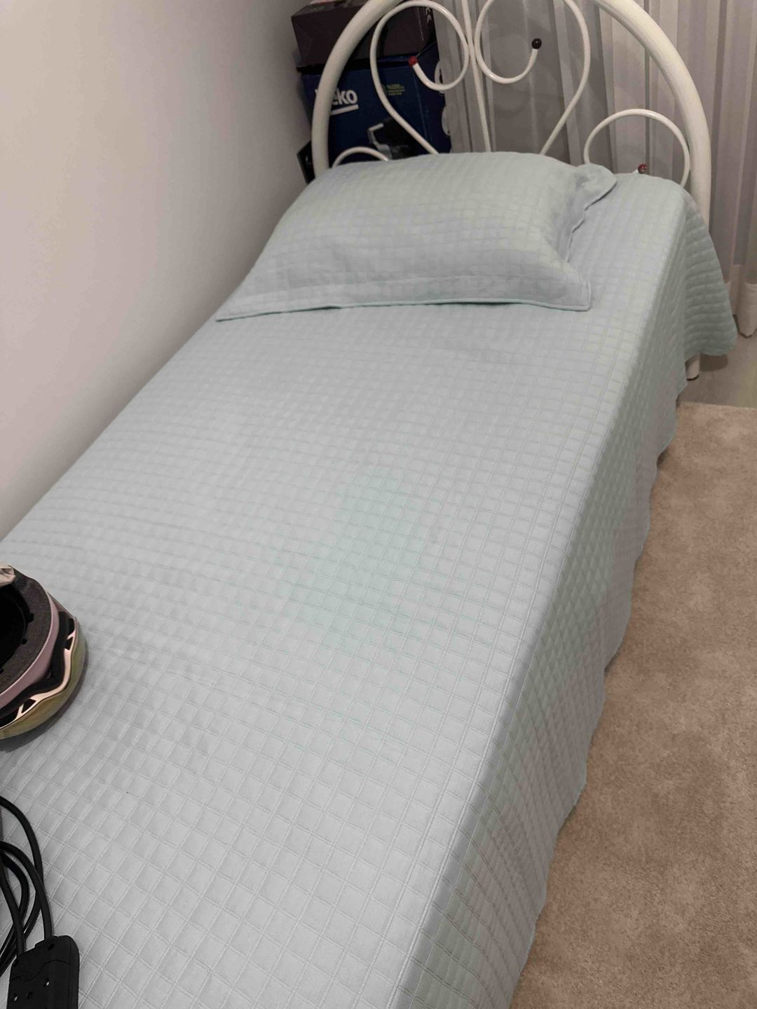 Customer photo review of Flora Economic