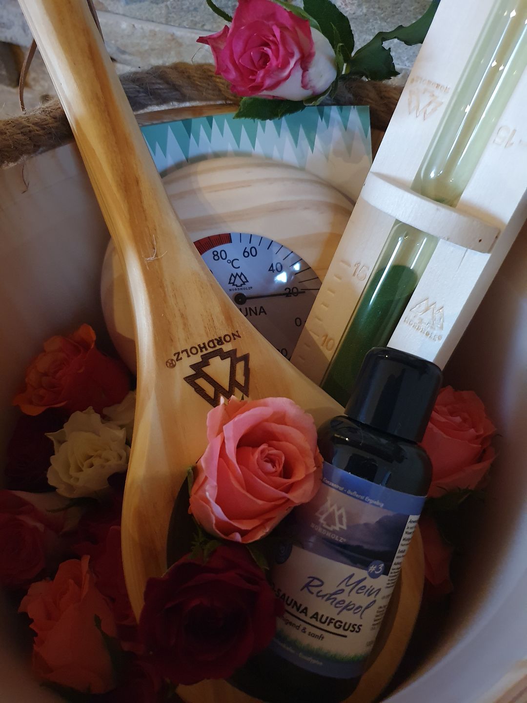 Customer photo review of Sauna Eimer Set (Eimer, Kelle, Sanduhr, Hygrometer Holz)