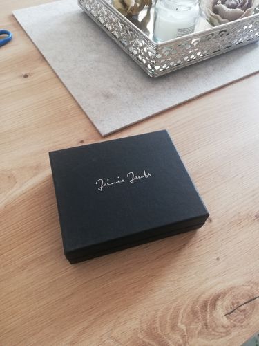 Customer photo review of Flap Boy Slim - Magic Wallet without Coin Pocket