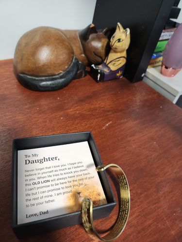 Customer photo review of To My Daughter Proud of You Love Dad Bracelet