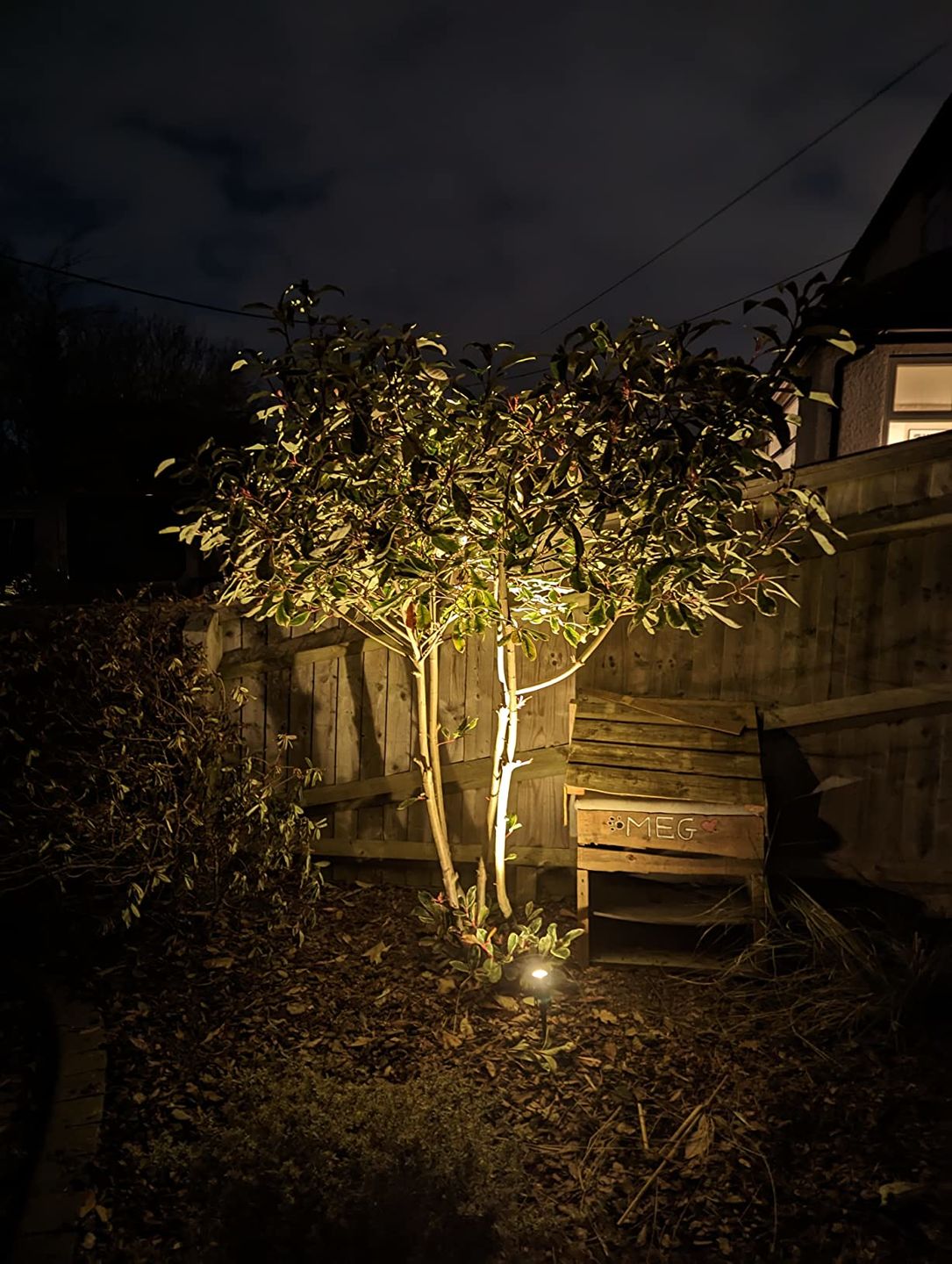 Customer photo review of TSUN Warm White Solar Spot Lights with Separate