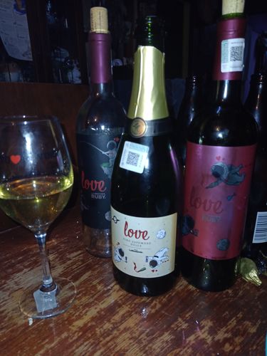 Customer photo review of Ruby Love Full Pack 2023