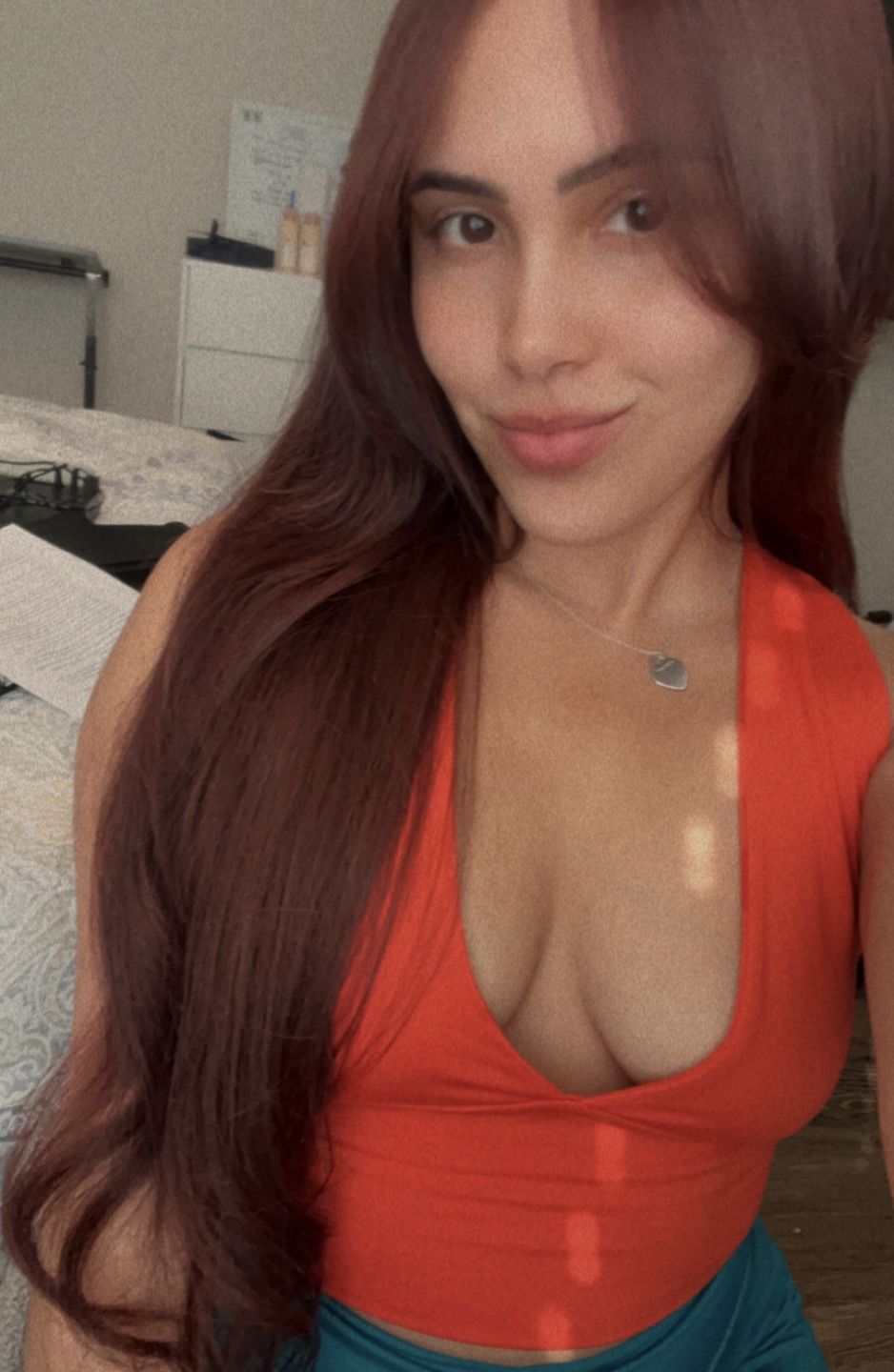 Customer photo review of Raw Tape-In Hair Extensions (1 Pack/100G)