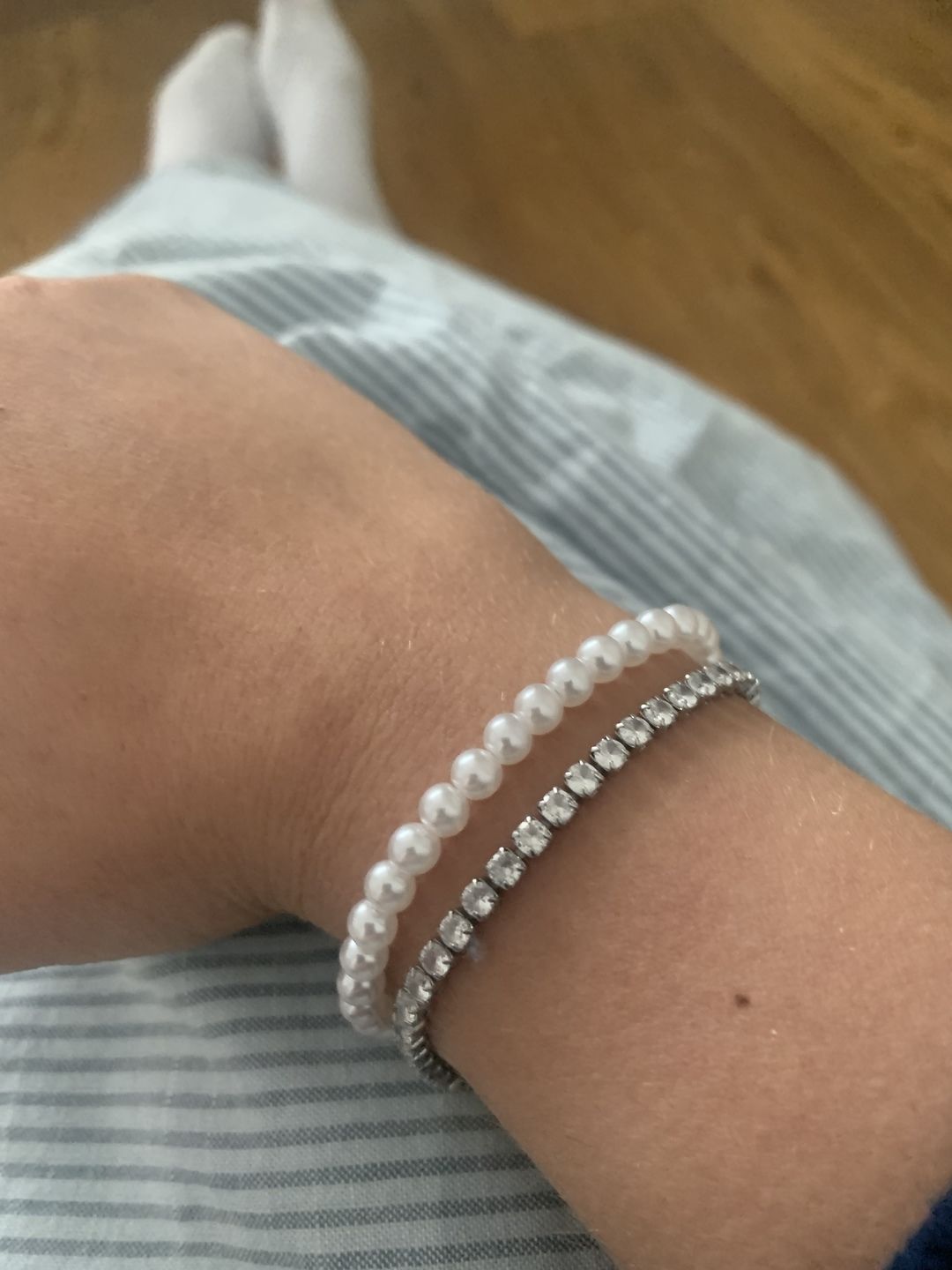 Customer photo review of Jacinta Perlenarmband | 18K vergoldet