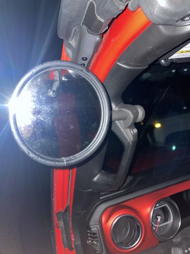 Customer photo review of JL/JLU A-Pillar Side Jeep Mirrors with Base Mount Driver AND Passenger