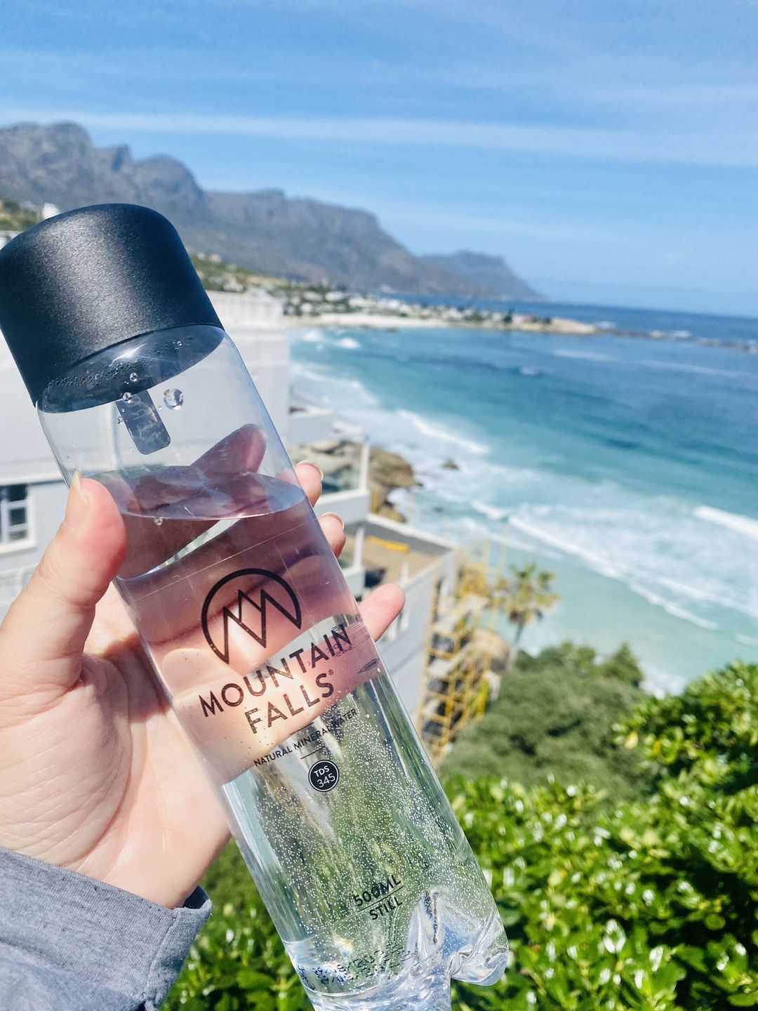 Customer photo review of 1L Still Mineral Water - ZEROPET Bottle (Pack of 12)