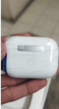 Customer photo review of AirPods Pro 2