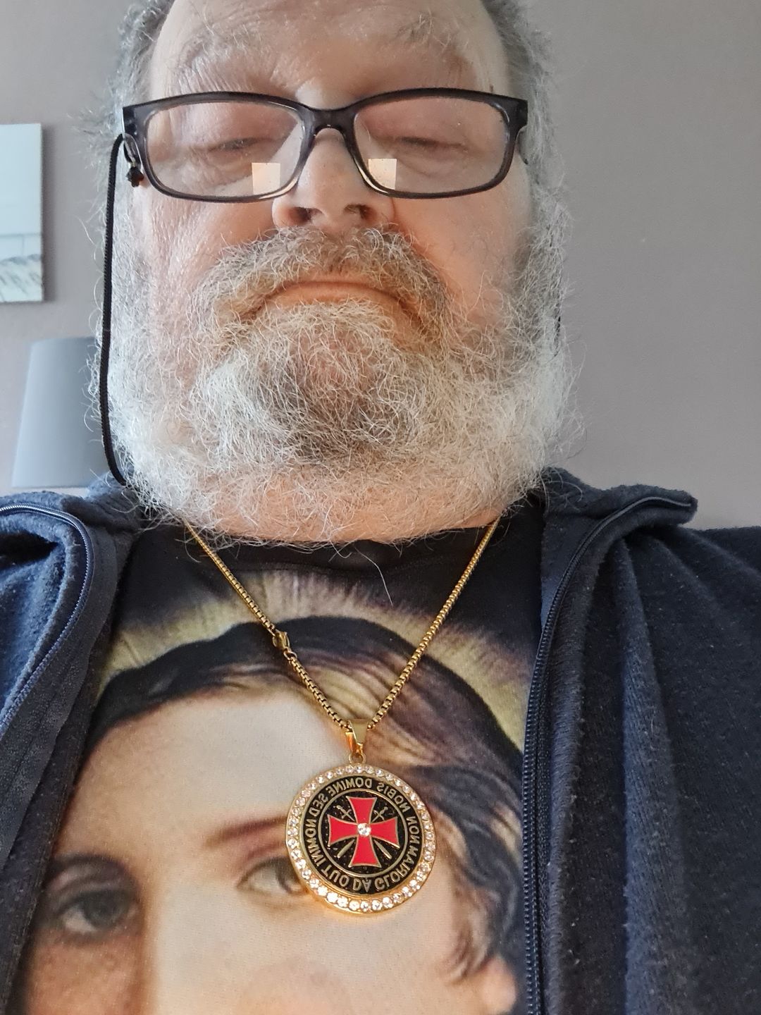 Customer photo review of Collier du Seigneur Templier