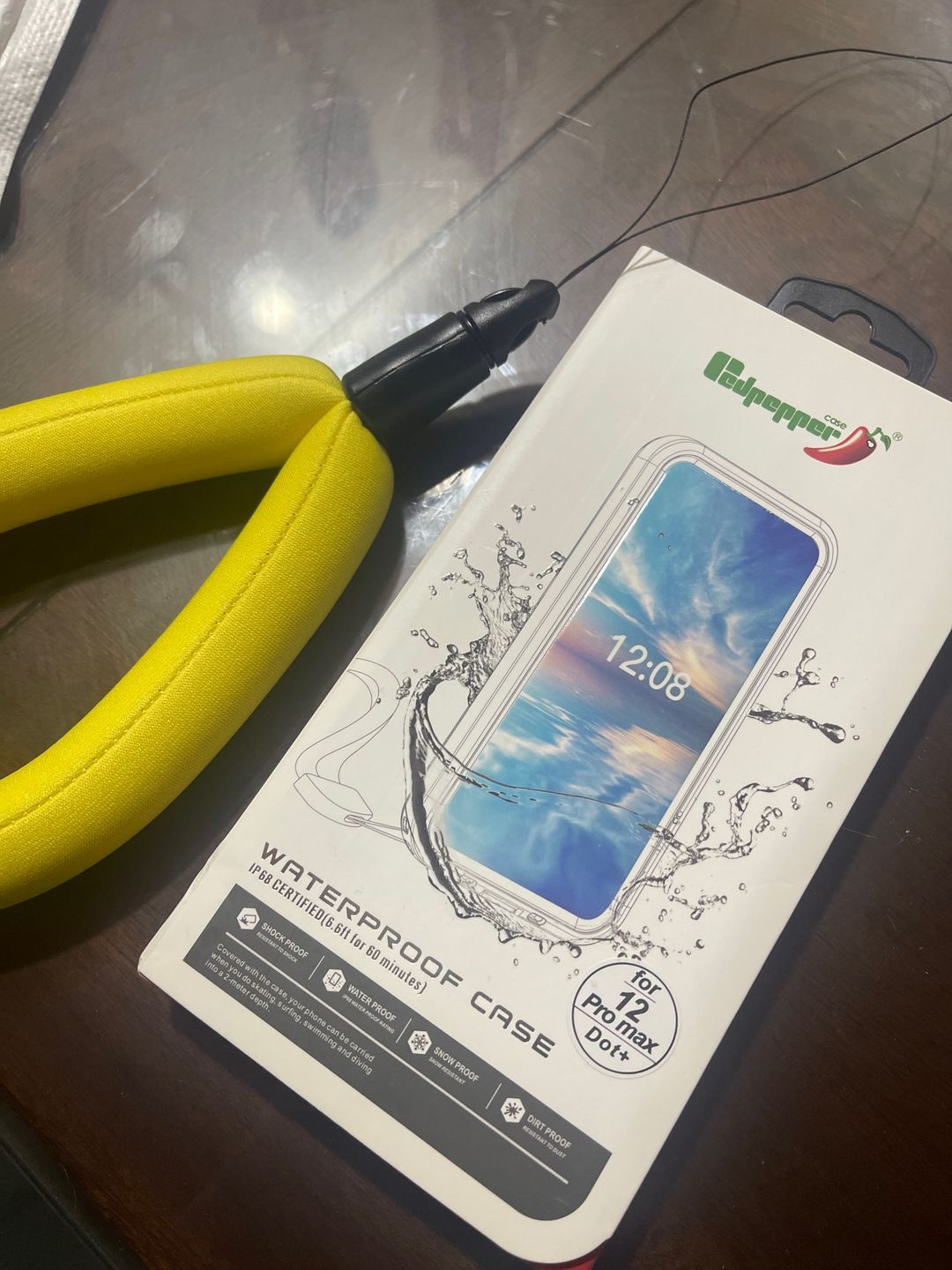 Customer photo review of iPhone Waterproof Case Dirtproof Snowproof Dropproof Cover