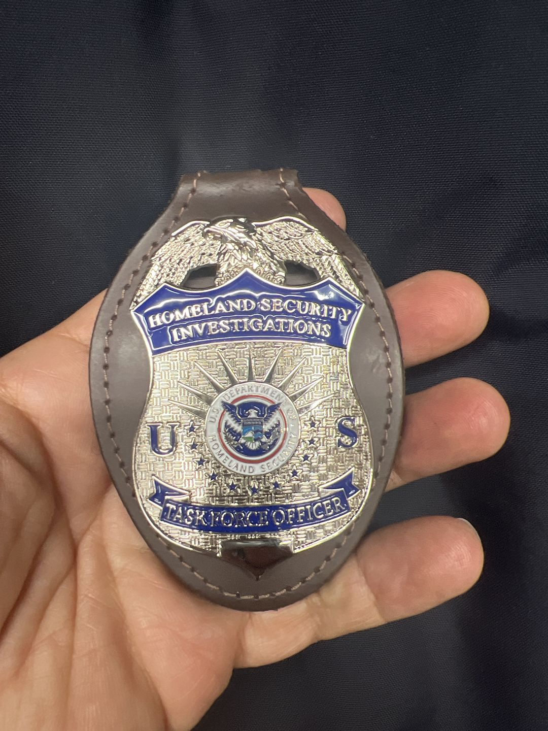 Customer photo review of US HSI TFO Task Force Officer Badge Homeland Security Investigations Replica Movie Props Silver