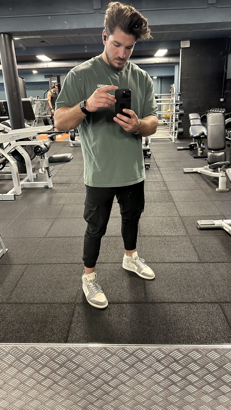 Customer photo review of Lifestyle Cargo Pants Black