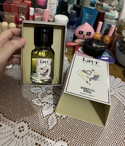 Customer photo review of SECOND SKIN
