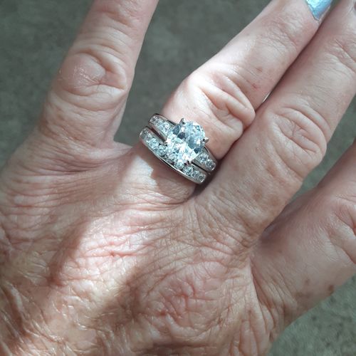 Customer photo review of Solitaire 2.5ct Oval CZ Ring Set in Sterling Silver