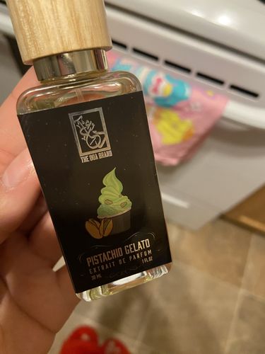Customer photo review of Pistachio Gelato